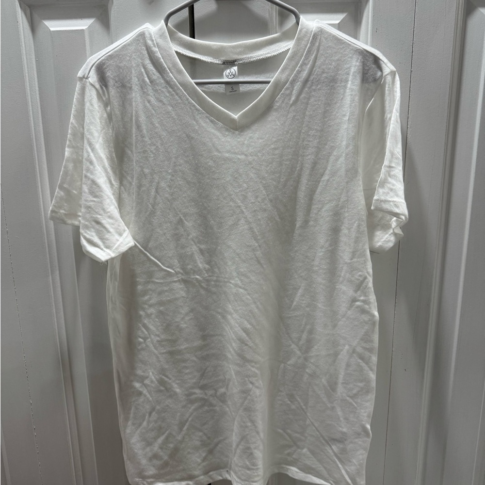 Bundle 10 pieces of assorted clothes various sizes